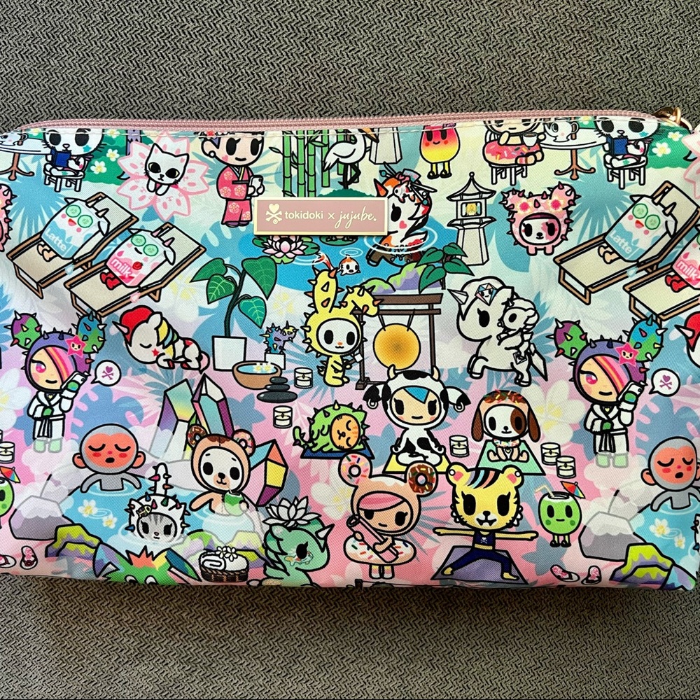 Tokidoki x Jujube clutch